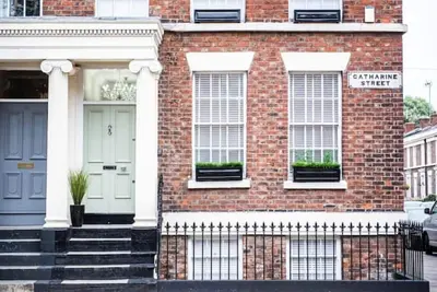 Image de Lovely Georgian Townhouse in city centre