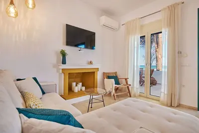 Vera Villa is a Brand New Seafront villa