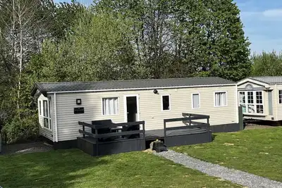 Image de Chalet auf Campingplatz