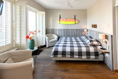 Image de Beautiful studio with balcony and sea view