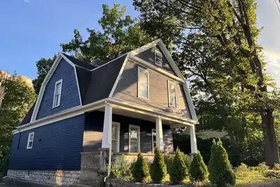 Image de Carillon Cottage - Modern Comfort & Vintage Design