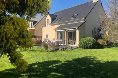 Image de Maison familiale Tout Confort, terrasse et jardin à 2 km de l'anse du Guesclin