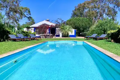 Image de Ranch by the river with swimming pool & bbq