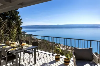 Image de Villa Luxury Dream à Omiš, piscine intérieure chauffée