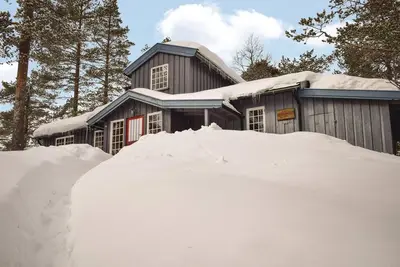 Image de Belle maison à Noresund avec maison et vue sur la montagne