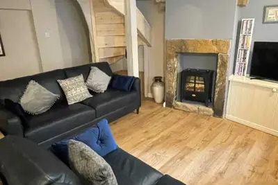 Image de Endways Cottage 18th Century Cottage. Sleeps 6 in 3 bedrooms with 2 bathrooms.