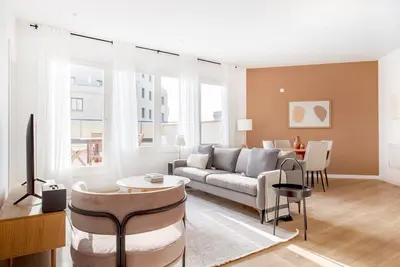 Image de Renovated La Dreta de l'Eixample 2br, nr Pl. Catalunya, by Blueground