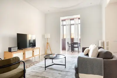 Image de Classic La Dreta de l'Eixample 3br, nr Paseo de Gracia, by Blueground