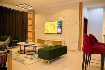 Image de Stunning 3-Bed Apartment in osapa lekki