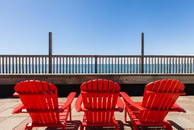 Image de Relax at the Tuna Saturday cottage located at the Oceana Cottages