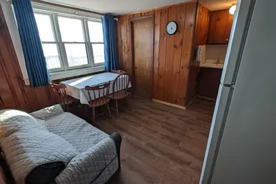 Image de Enjoy the Ocean at the Tuna Saturday cottage located at the Oceana Cottages