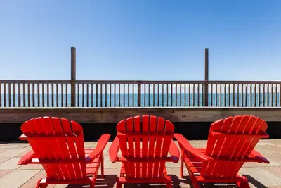 Image de Beach Retreat at the Dolphin Sunday cottage located at the Oceana Cottages