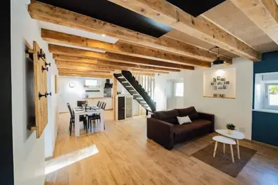 Image de Gîte de charme refait à neuf