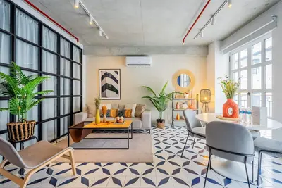 w* | Extraordinary 2br in Plaza Herrera