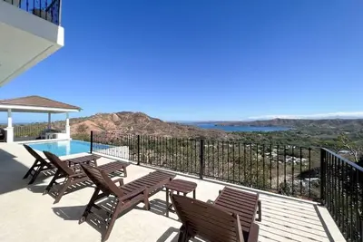 Image de Welcome to Villa Encanto, a beautiful 2023 Luxury House located in Coco Beach