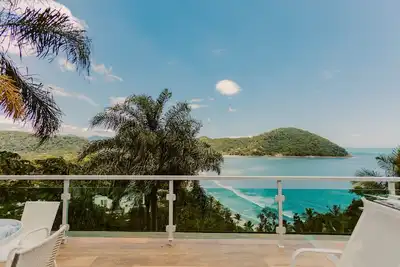 Image de House With Panoramic Sea Views