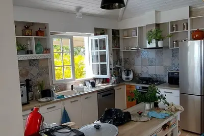 Image de Maison avec jardin très agréable jolie vue sur la ville.