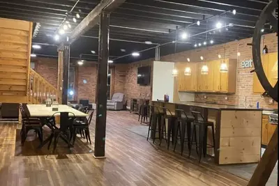 Image de The Loft at 170 Main - Enough Room for Everyone!