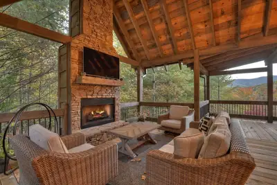 Image de Hunter's Treehouse | Free Night Offer!