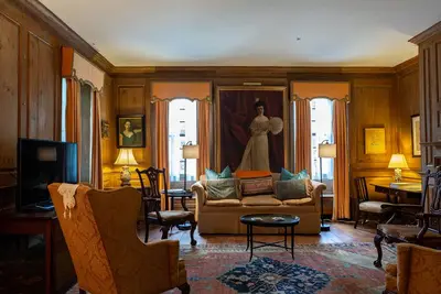 Image de Gorgeous Pre-Revolutionary Charleston Single