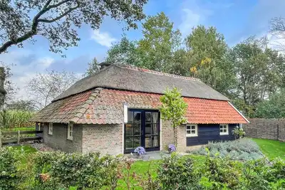 Image de Superbe maison à Hellendoorn avec sauna