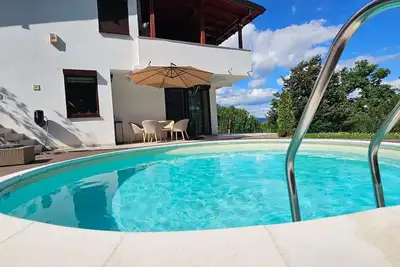 Image de Weekend pool house Sarajevo with outdoor pool and fireplace in top location