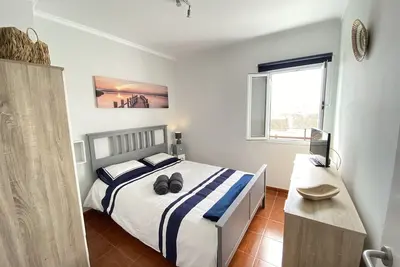 Image de Perfect familyhouse with garden and Ocean view from the terrace.