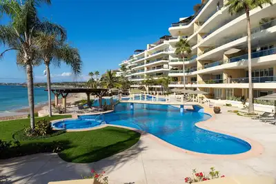 Image de Casa Vista Marietas - Beachfront, Ocean View 5 Br Luxury Penthouse