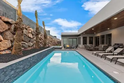 Image de Private pool/spa, mini golf, fire pit seating