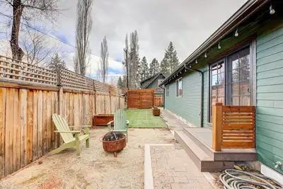 Image de Pet-Friendly Bend Rental, Walk to Galveston Ave!