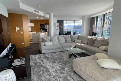 Image de Level 31- 4 Bed Broady Lux Oracle Sub pent sleep 9 + child