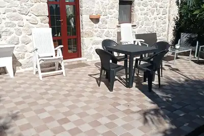 Image de Captivating 1-Bed Apartment in gallinaro