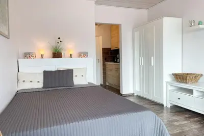 Image de Fb06. 05 - Modern studio apartment with a view from the 6th floor - Fresh breeze