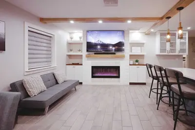 Image de The Bonanza 🏡♥️<br>Fully renovated Beautiful house in mesa with a casita<br>Sleeps 10