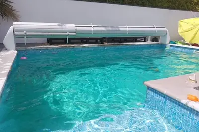 Image de Cap d’Agde, 500 m des plages, 8 pers. villa piscine chauffée, calme, commodités