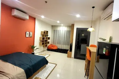 Image de Feel like \"On a beach vacation\" in my Orange House - 5mins to aff