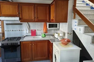 Image de Maison de ville à 5 minutes de la lagune de Aveiro! Idéale pour 5 personnes. . . .