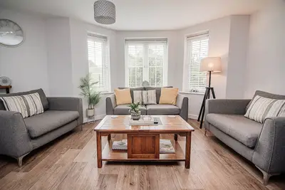 Image de Modern 2 Bedroom 2 Bathroom Scenic Views Apartment