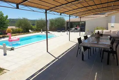 Villa with heated pool (Cèze Valley)