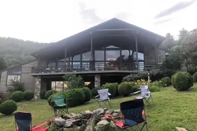 Image de Spacious Mountain Home on 250 Acres of outdoor fun! W/ Hot tub and Barrel Sauna