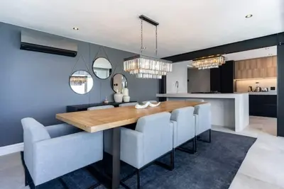 Image de The View CampsBay w/inifinity pool -5 mins from Beach