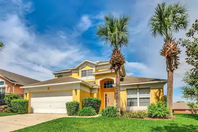 Image de Beautiful 5 Bed Home with Pool and Spa- 2710fkd