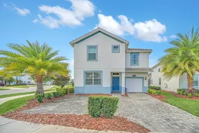 Image de Spacious Pool Home with Spa Great Location-4710kcc