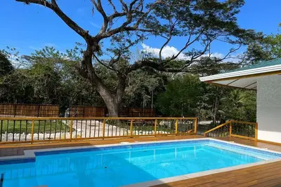 Image de Casa Hache--Newly built modern home with pool, 5 min walk to the beach!
