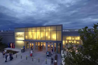 Image de 5 min to the Newark Airport and Jersey Garden Mall