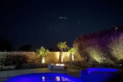 Image de Family Fun Entertainment Entire Home: Private Hottub/Pool Games Billiard Bbq