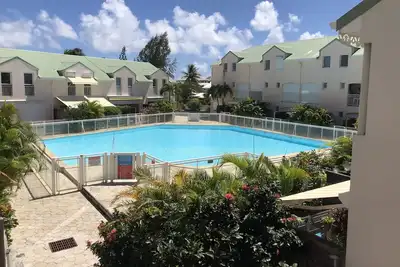 Marina et Piscine 4-5 pers