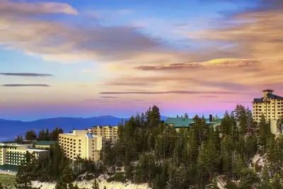 Two Bedroom Condo at Ridge Tahoe Resort w/ easy access to Heavenly Ski Resort