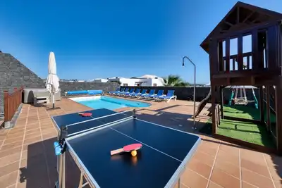 Image de Villa Flavia - Private Pool, Jacuzzi, Bbq and Game Room By Lanzarote Vacation Home