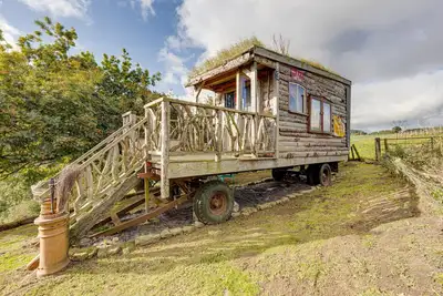 Image de 2x Double Bed - Glamping Wagon, Dalby Forest